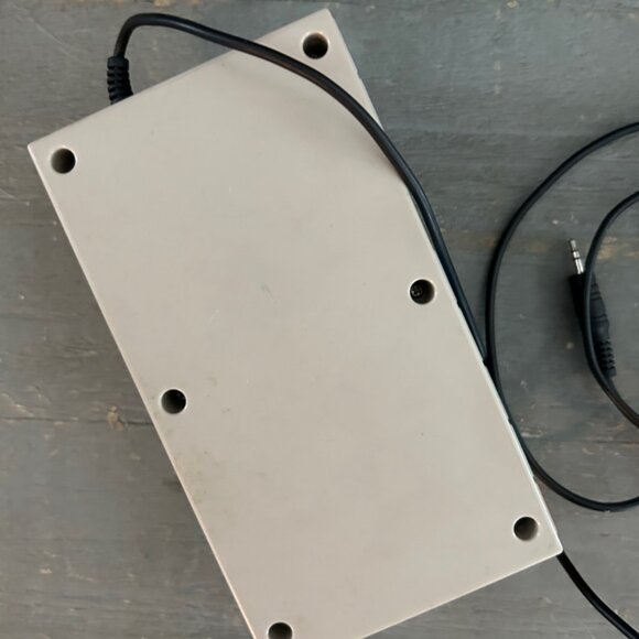 Radica 2003 TETRIS Player TV Plug and Play Game 1 controller - Picture 4 of 4